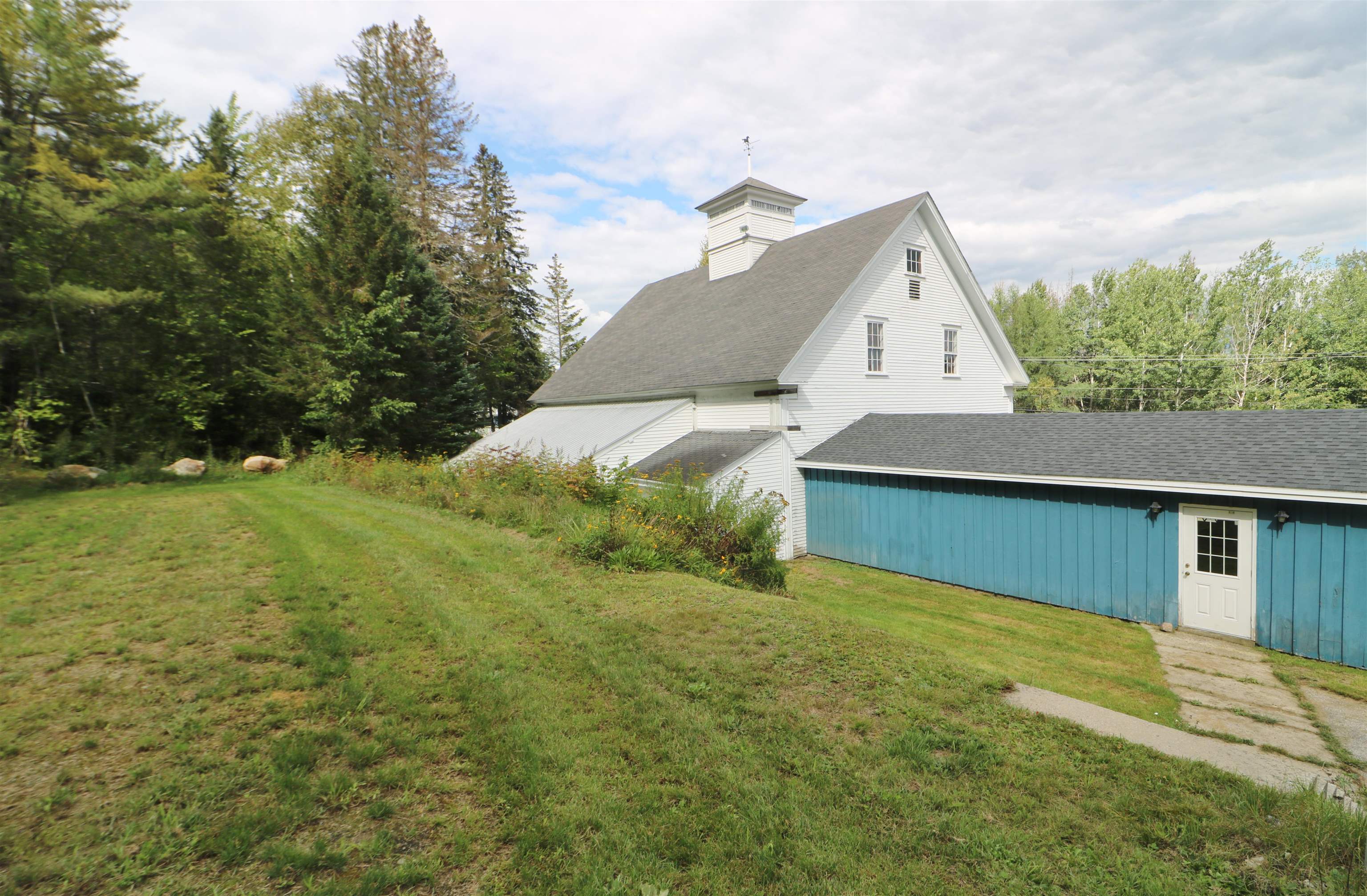 2227 Riverside Drive Berlin, NH 03570 - Photo 16 of 31