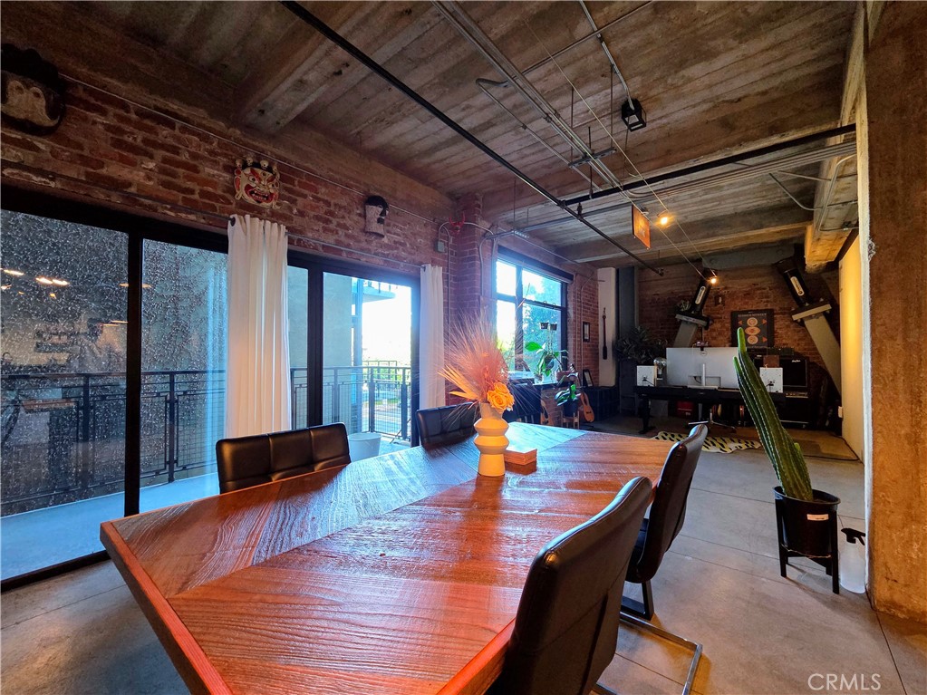 835 Locust Avenue, Unit 318 Long Beach, CA 90813 - Photo 22 of 31