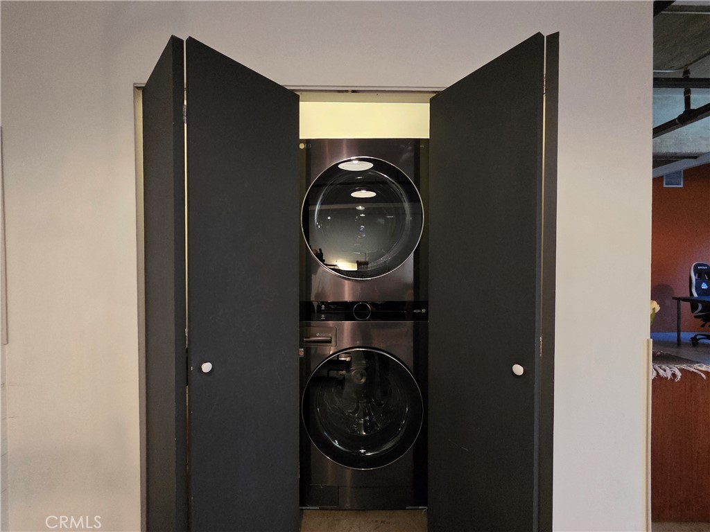 835 Locust Avenue, Unit 318 Long Beach, CA 90813 - Photo 26 of 31