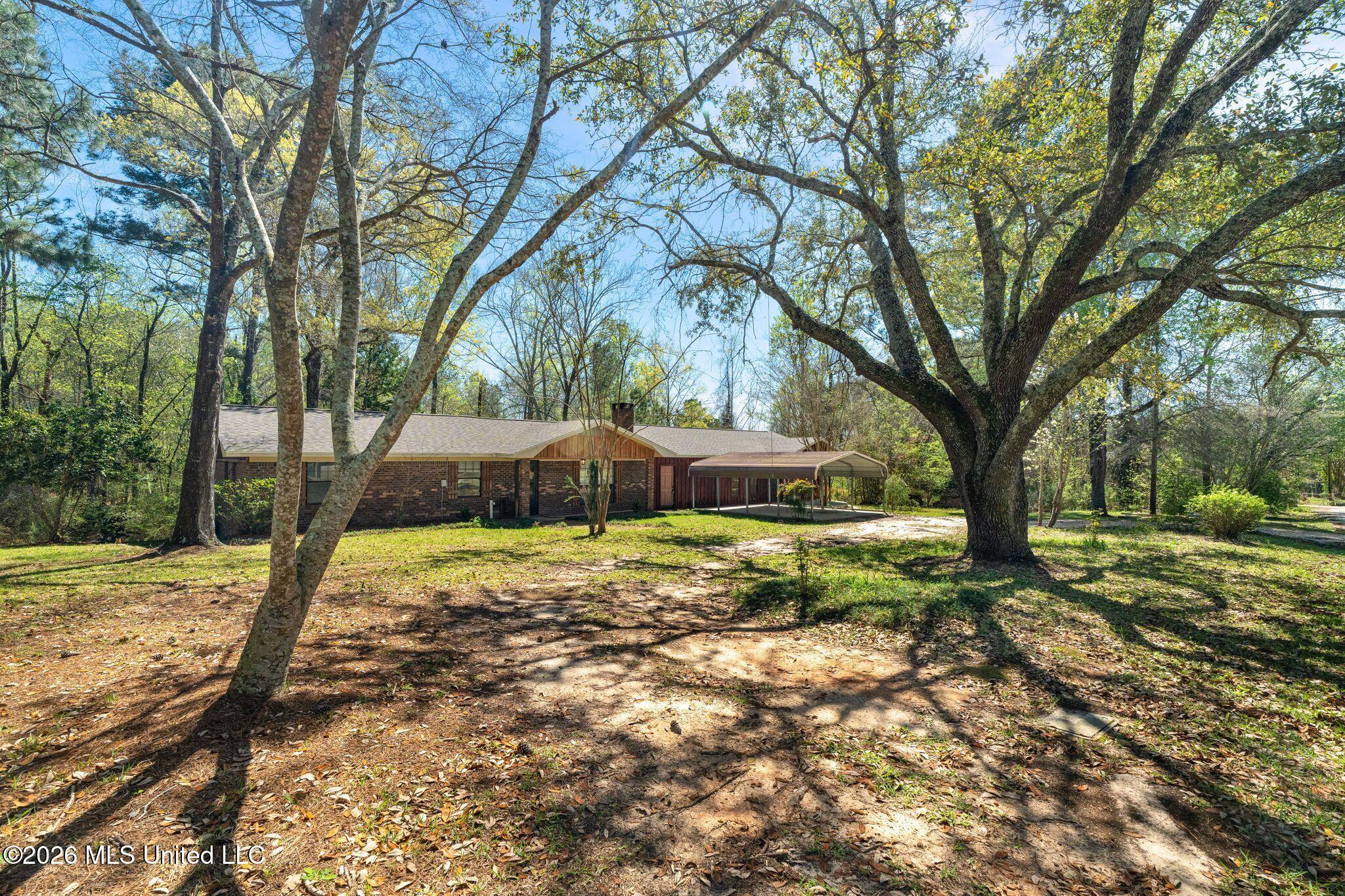 78 Tim Holifield Road Laurel, MS 39443 - Photo 2 of 33 78_Tim_Holifield_Rd-2