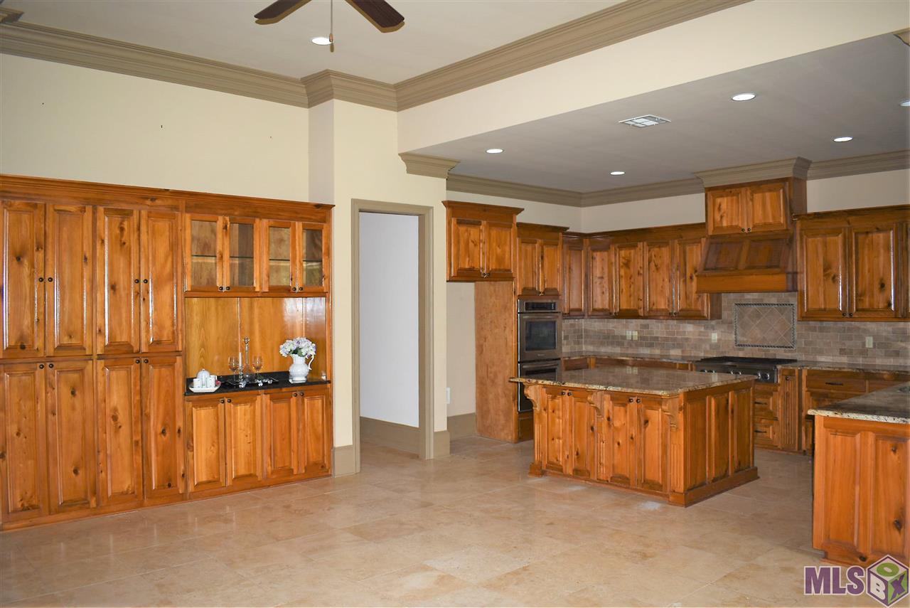 13508 Landmark Drive Baton Rouge, LA 70810 - Photo 7 of 37