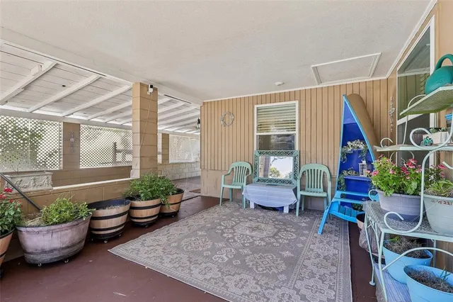 $300,000 | 1111 North Palmetto Circle, Eustis, FL 32726