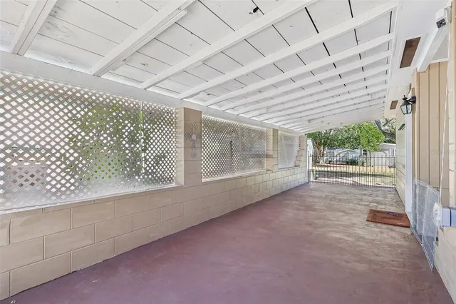 $300,000 | 1111 North Palmetto Circle, Eustis, FL 32726