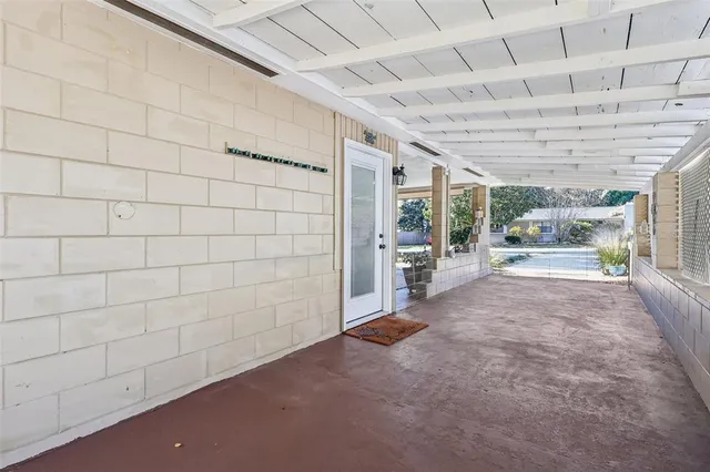 $300,000 | 1111 North Palmetto Circle, Eustis, FL 32726