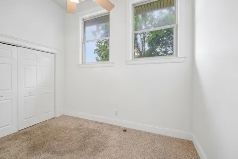 $235,000 | 1009 Summit Avenue, Unit 6, Stoughton, WI 53589