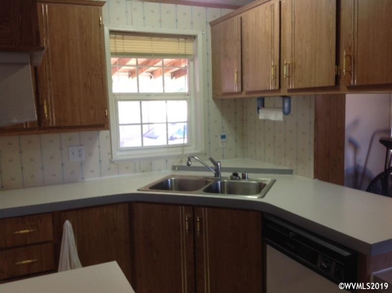 5554 Sunnyview Road Northeast, Unit 48 Salem, OR 97305 - Photo 14 of 35 Gallery Image 14