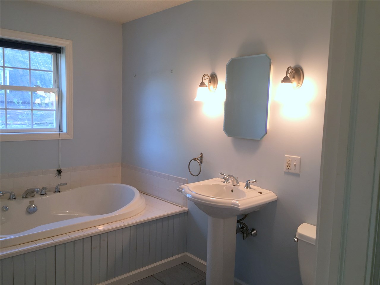 8 Jenne Road Hardwick, VT 05843 - Photo 11 of 13 Gallery Image 11
