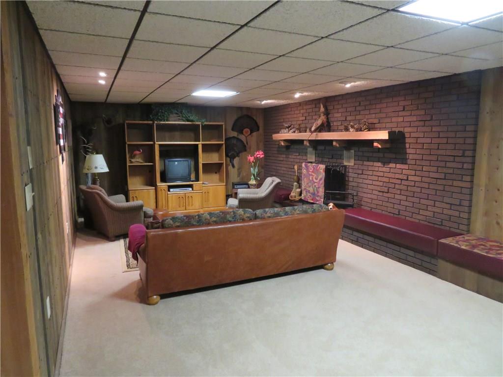 102 Mont Road Butler, PA 16001 - Photo 13 of 19