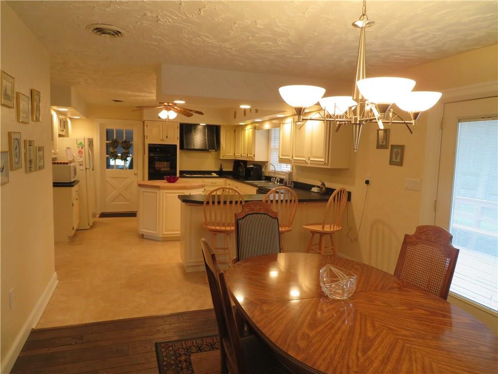 102 Mont Road Butler, PA 16001 - Photo 7 of 19