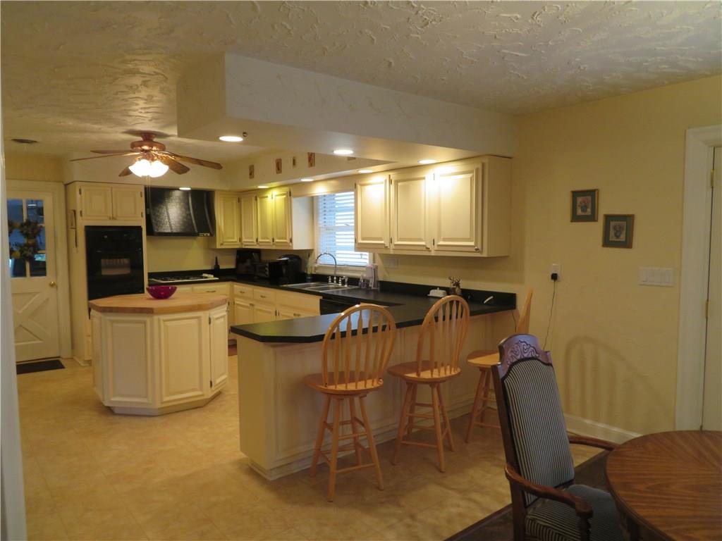 102 Mont Road Butler, PA 16001 - Photo 8 of 19