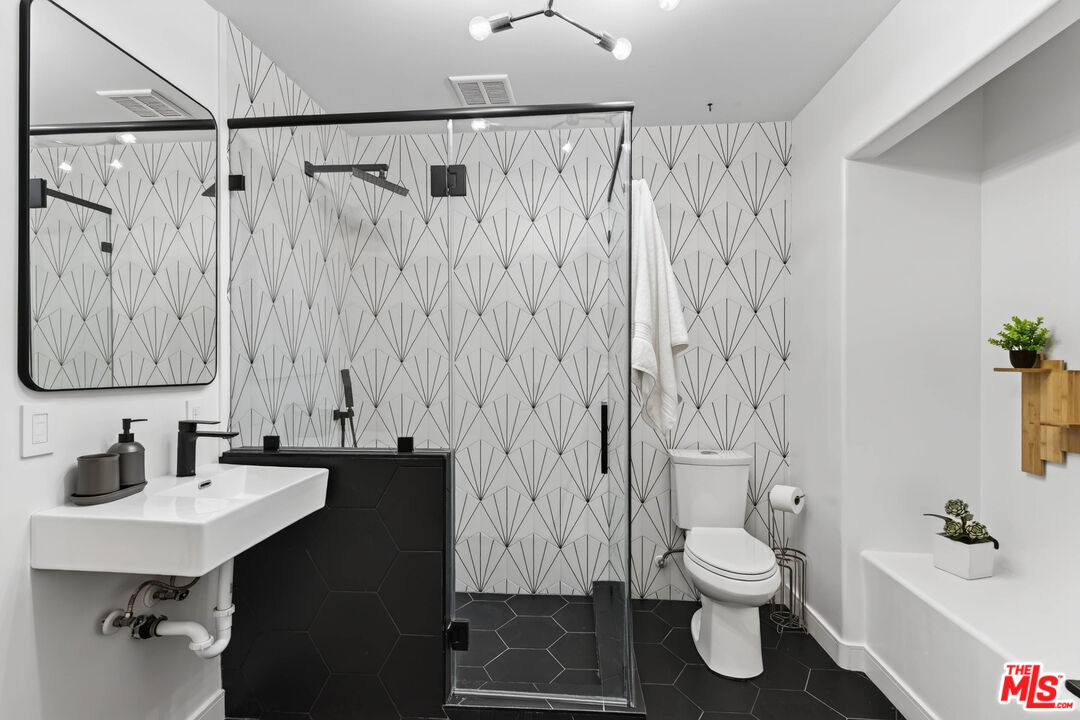 14 Stallion Road Bell Canyon, CA 91307 - Photo 6 of 41 Gallery Image 6