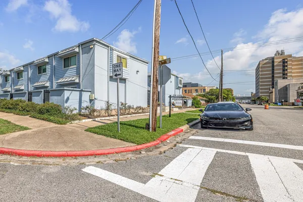 a car parked in front of a building