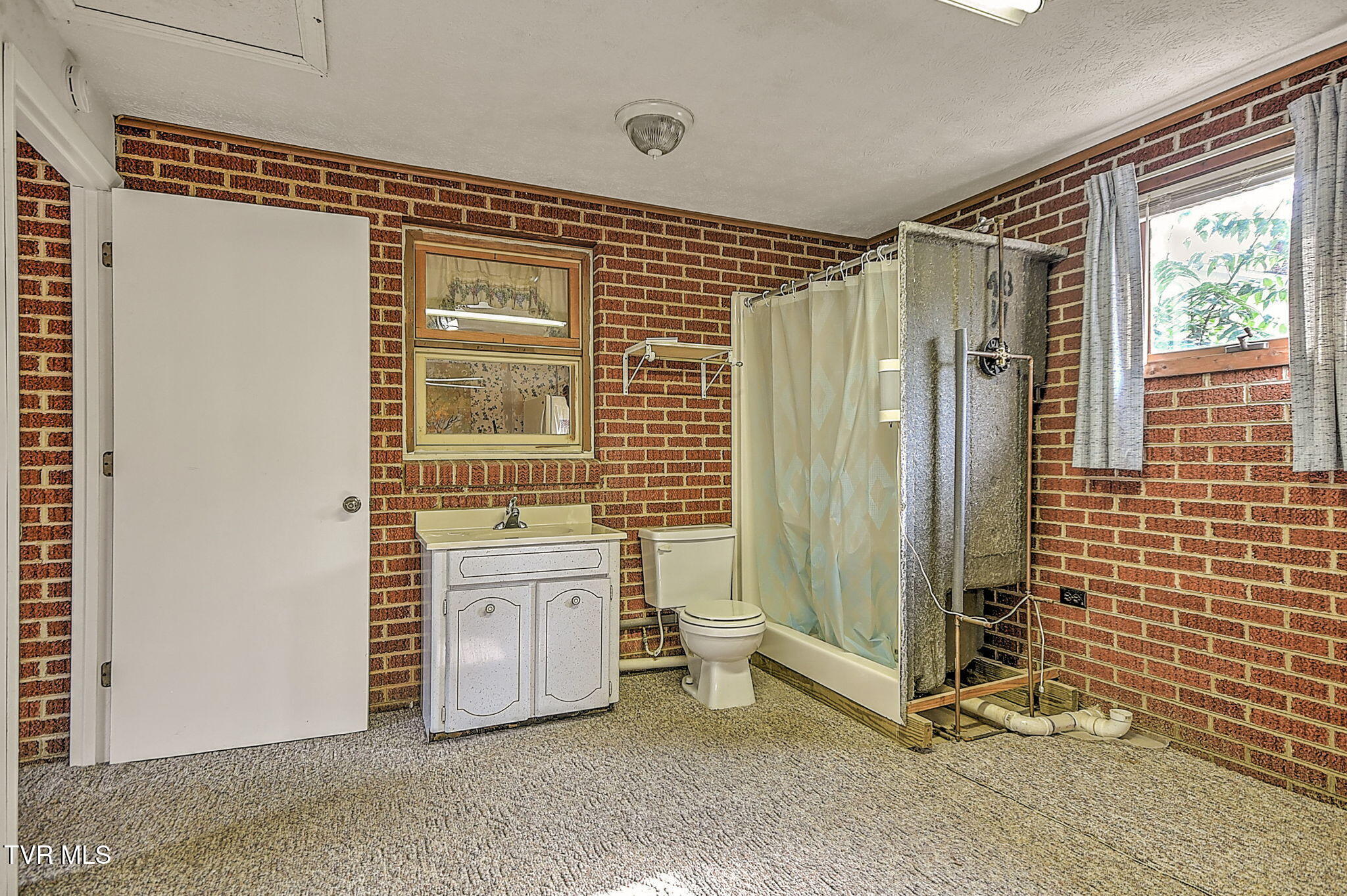 108 Broadview Street Kingsport, TN 37665 - Photo 28 of 35 30-web-or-mls-108 Broadview GUnit-31
