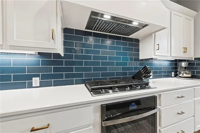 $1,925,000 | 12300 West 169th Street, Overland Park, KS 66221