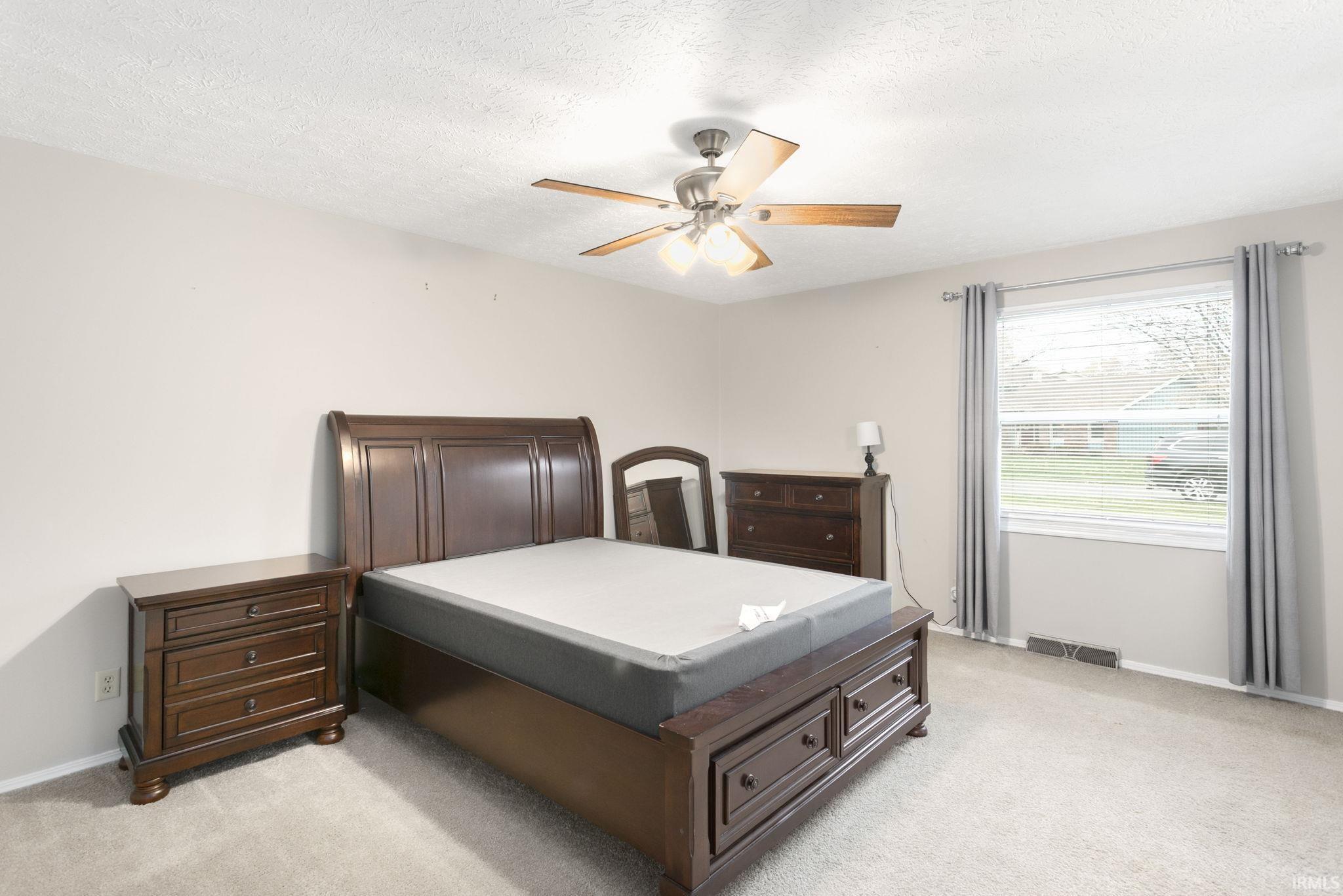 17644 Woodthrush Lane South Bend, IN 46635 - Photo 16 of 36