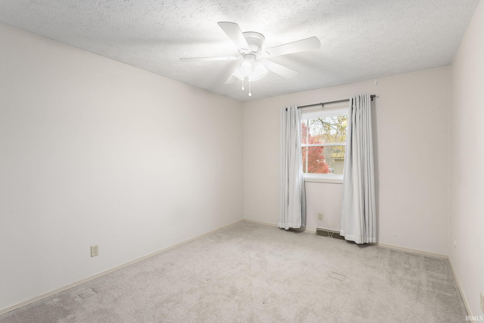 17644 Woodthrush Lane South Bend, IN 46635 - Photo 20 of 36