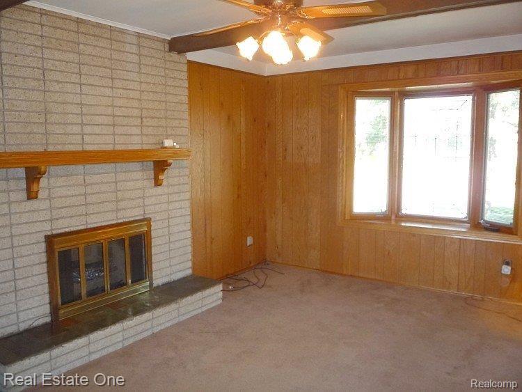 Family Room 2.jpg