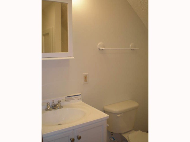 15001 Sycamore Road Mount Vernon, OH 43050 - Photo 9 of 11 Gallery Image 9