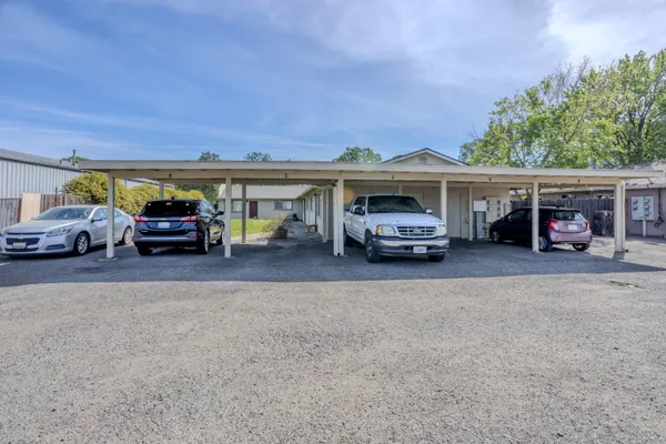 $595,000 | 5570 Mountain View Drive, Redding, CA 96003