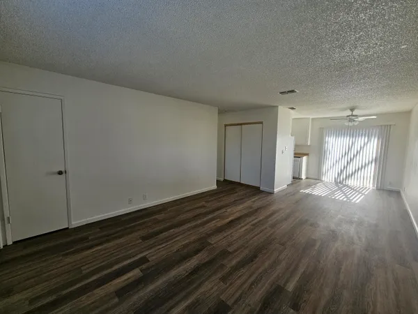 $595,000 | 5570 Mountain View Drive, Redding, CA 96003