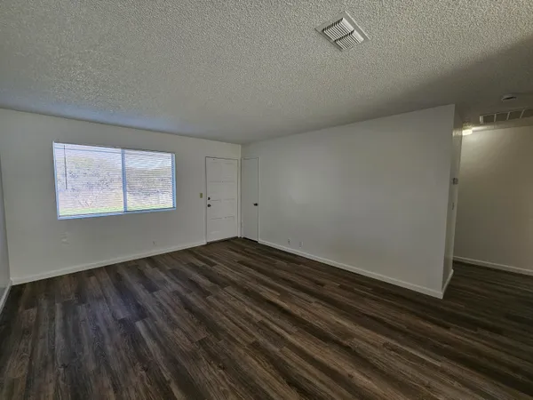 $595,000 | 5570 Mountain View Drive, Redding, CA 96003