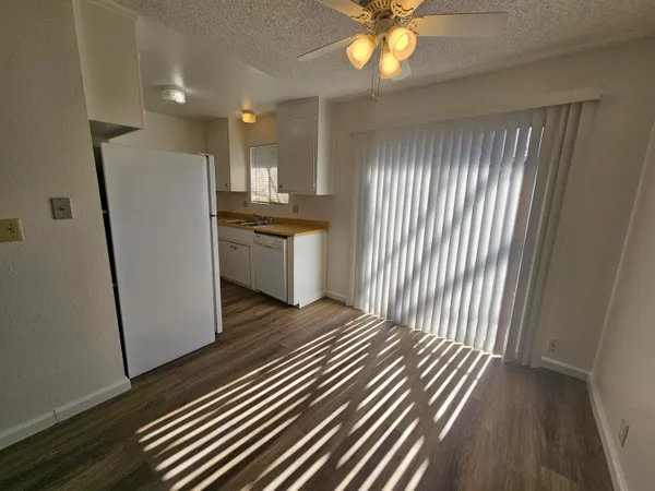 $595,000 | 5570 Mountain View Drive, Redding, CA 96003