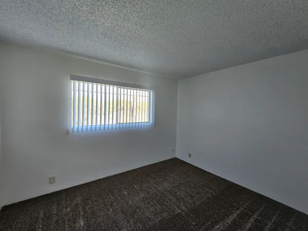 $595,000 | 5570 Mountain View Drive, Redding, CA 96003