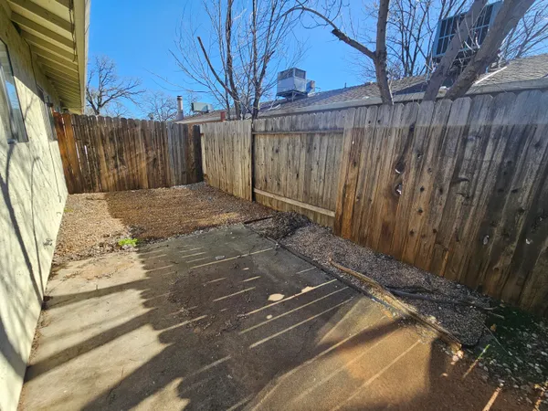 $595,000 | 5570 Mountain View Drive, Redding, CA 96003