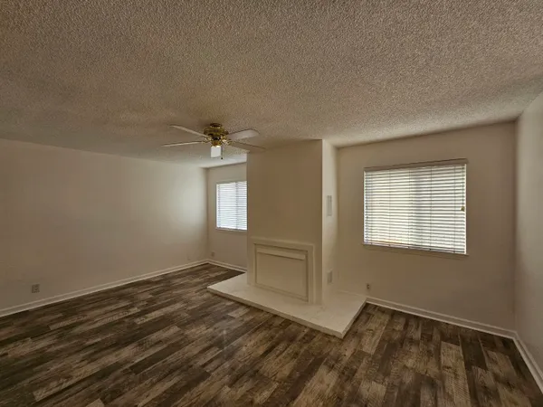 $595,000 | 5570 Mountain View Drive, Redding, CA 96003