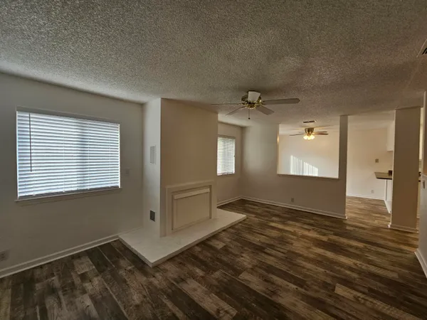 $595,000 | 5570 Mountain View Drive, Redding, CA 96003
