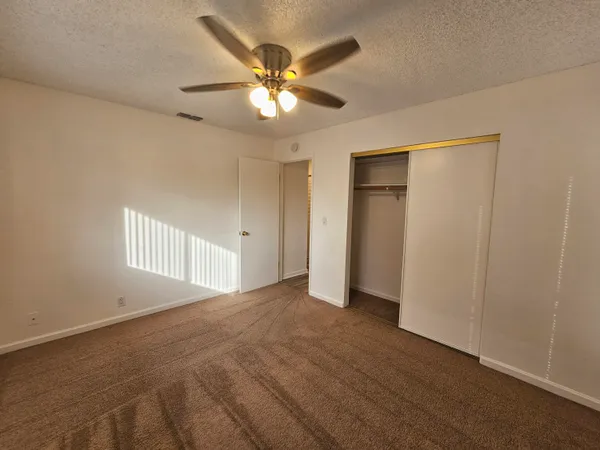 $595,000 | 5570 Mountain View Drive, Redding, CA 96003