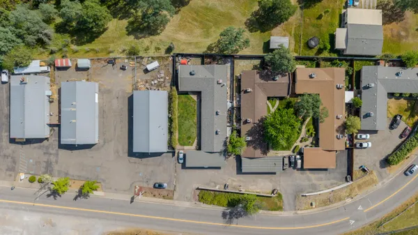 $595,000 | 5570 Mountain View Drive, Redding, CA 96003