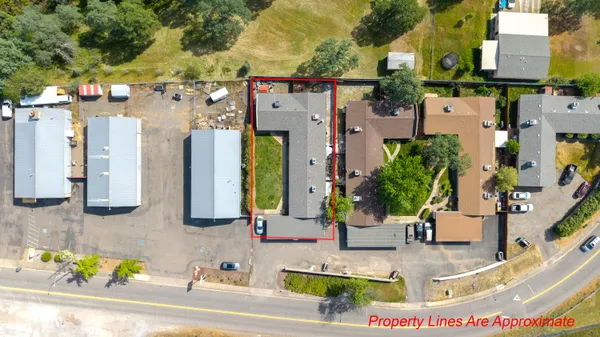 $595,000 | 5570 Mountain View Drive, Redding, CA 96003