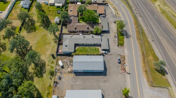 $595,000 | 5570 Mountain View Drive, Redding, CA 96003