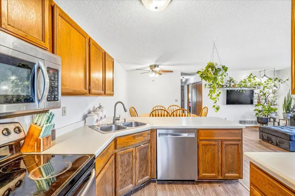 $195,000 | 5734 Otter View Trail, Unit 18, White Bear Lake, MN 55110