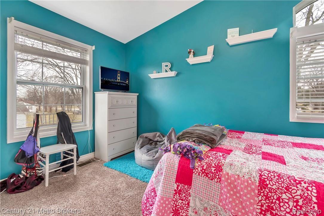 6317 Richfield Road Flint, MI 48506 - Photo 14 of 19 6317-Richfield-Rd-Flint-MI-windowstill-28.jpg