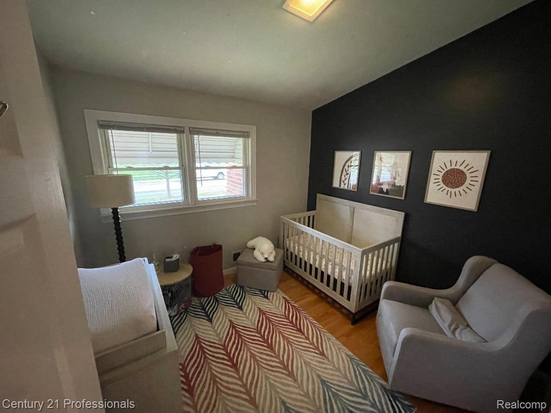 23900 Power Road Farmington, MI 48336 - Photo 12 of 21 BEDROOM 3