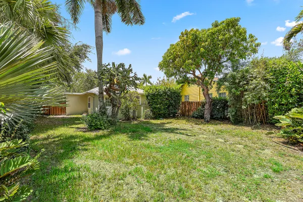 $5,000 | 224 North Ocean Breeze, Lake Worth Beach, FL 33460