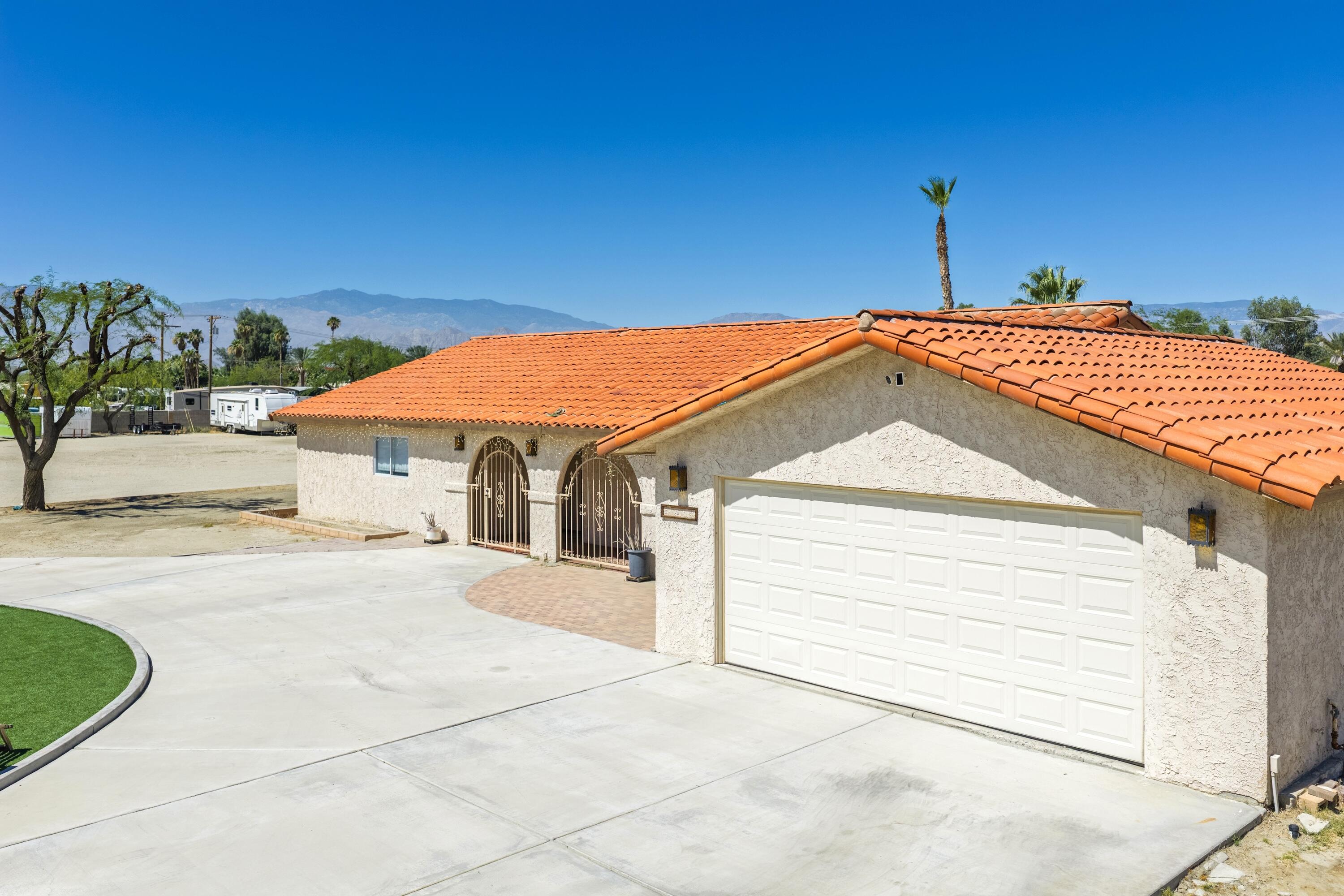 38075 Patrick Drive Indio, CA 92203 - Photo 10 of 30 13-Photo-13