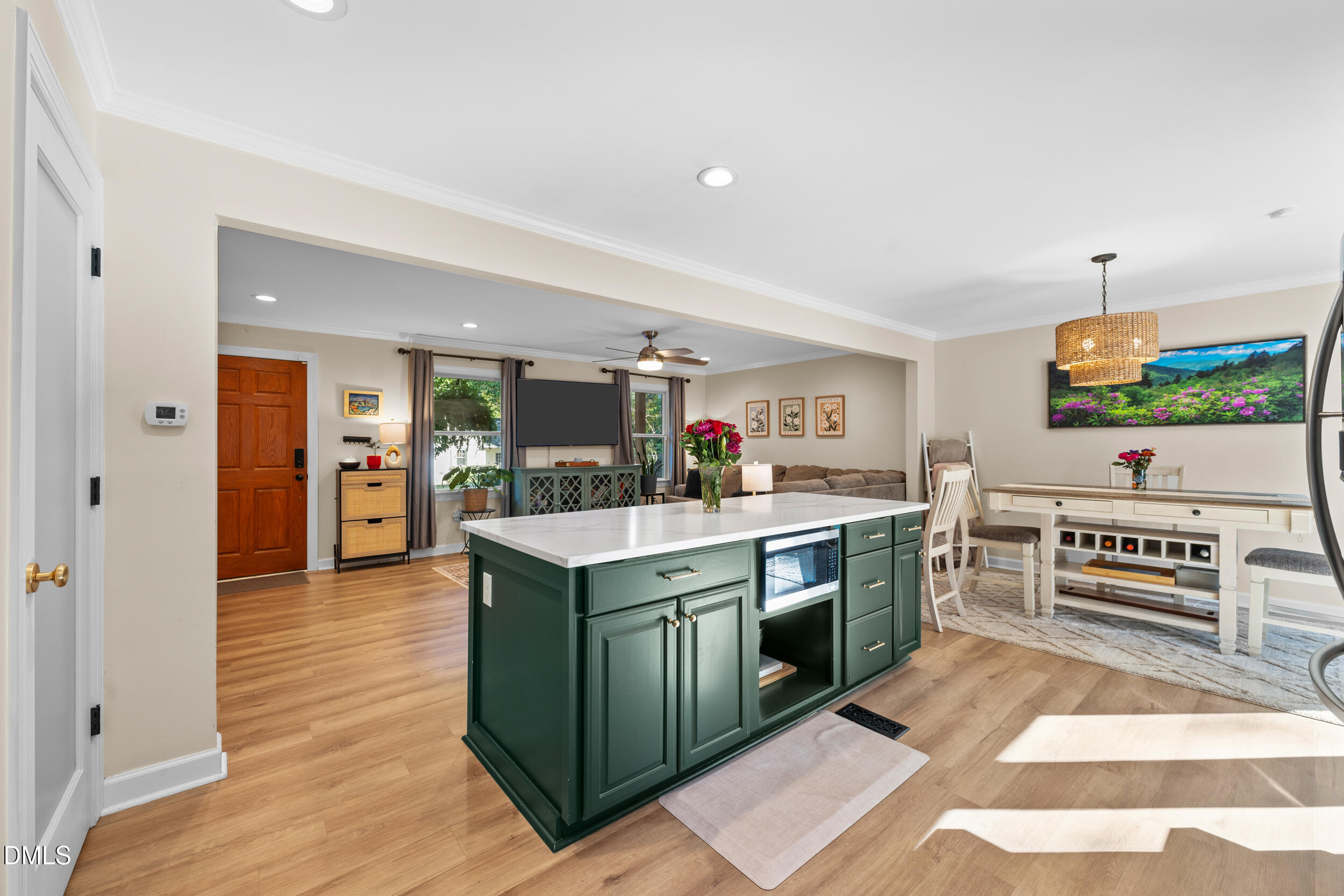 5505 Knollwood Road Raleigh, NC 27609 - Photo 11 of 41 Open concept living
