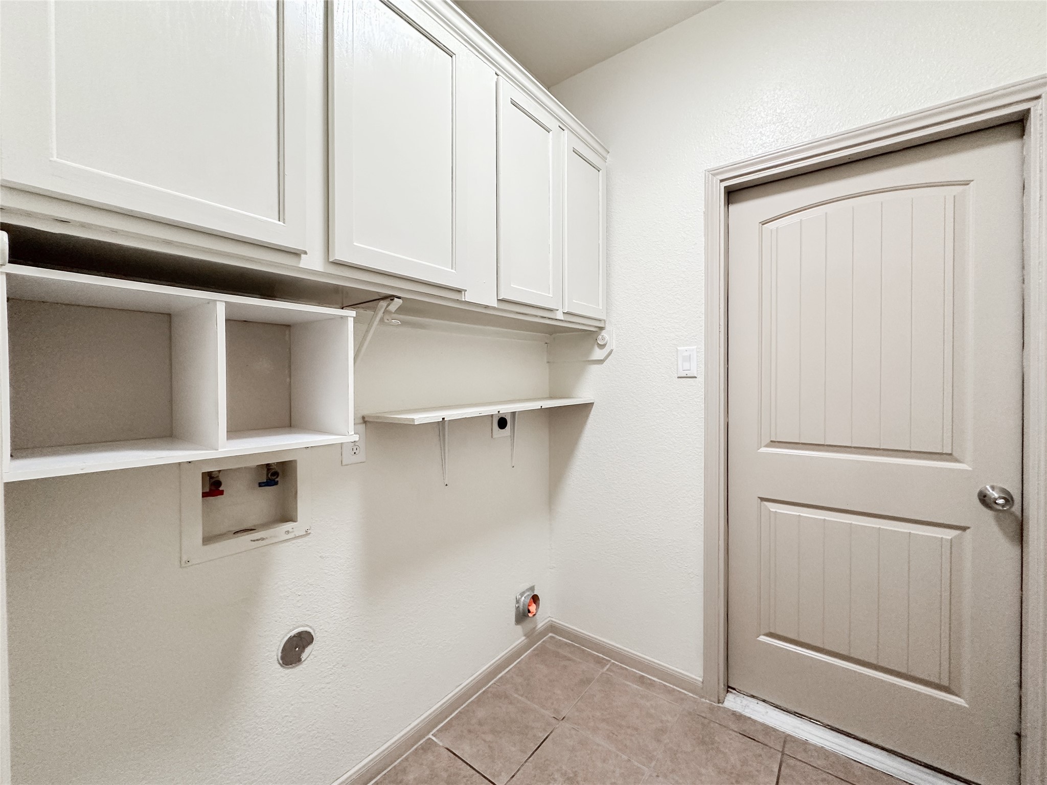 20319 Little Wing Drive Spring, TX 77388 - Photo 14 of 49 a close view of closet