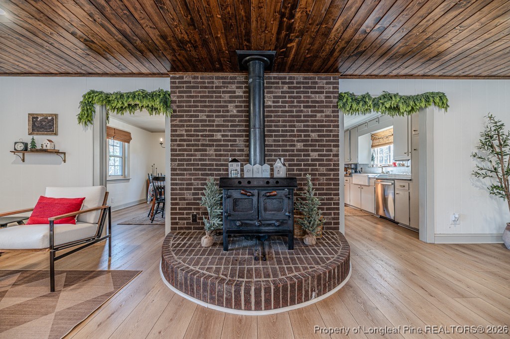 179 Sunset Hills Road Robbins, NC 27325 - Photo 4 of 31 a view of a livingroom with furniture