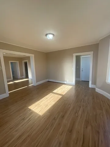 $3,200 | 94 Chatham Street, Unit 2, Lynn, MA 01902