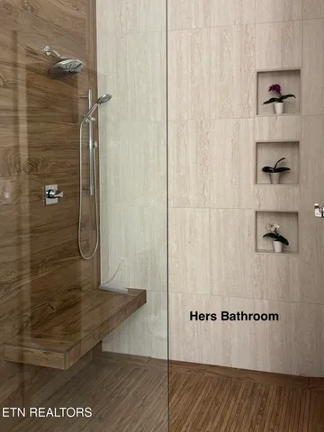 $4,600,000 | 322 Okmulgee Circle, Loudon, TN 37774