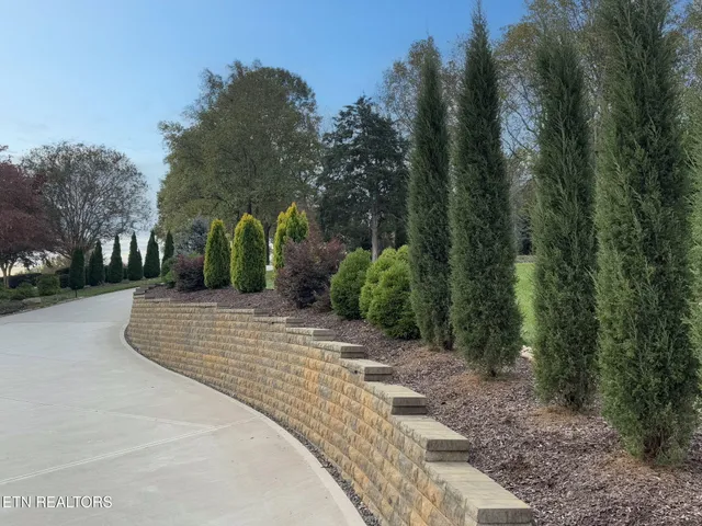 $4,600,000 | 322 Okmulgee Circle, Loudon, TN 37774