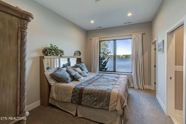 $4,600,000 | 322 Okmulgee Circle, Loudon, TN 37774