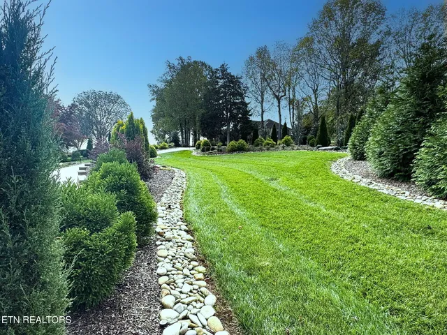 $4,600,000 | 322 Okmulgee Circle, Loudon, TN 37774