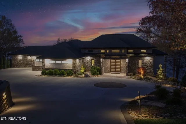 $4,600,000 | 322 Okmulgee Circle, Loudon, TN 37774