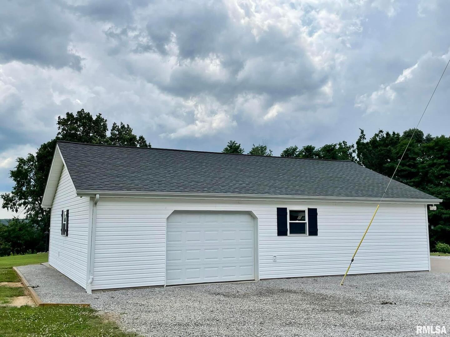 20 Xanders Lane Golconda, IL 62938 - Photo 9 of 60