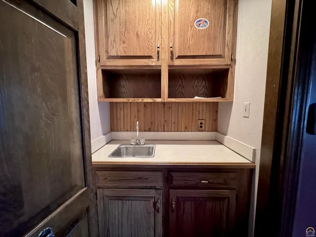 $359,950 | 3630 Southwest Kings Forest Road, Topeka, KS 66610